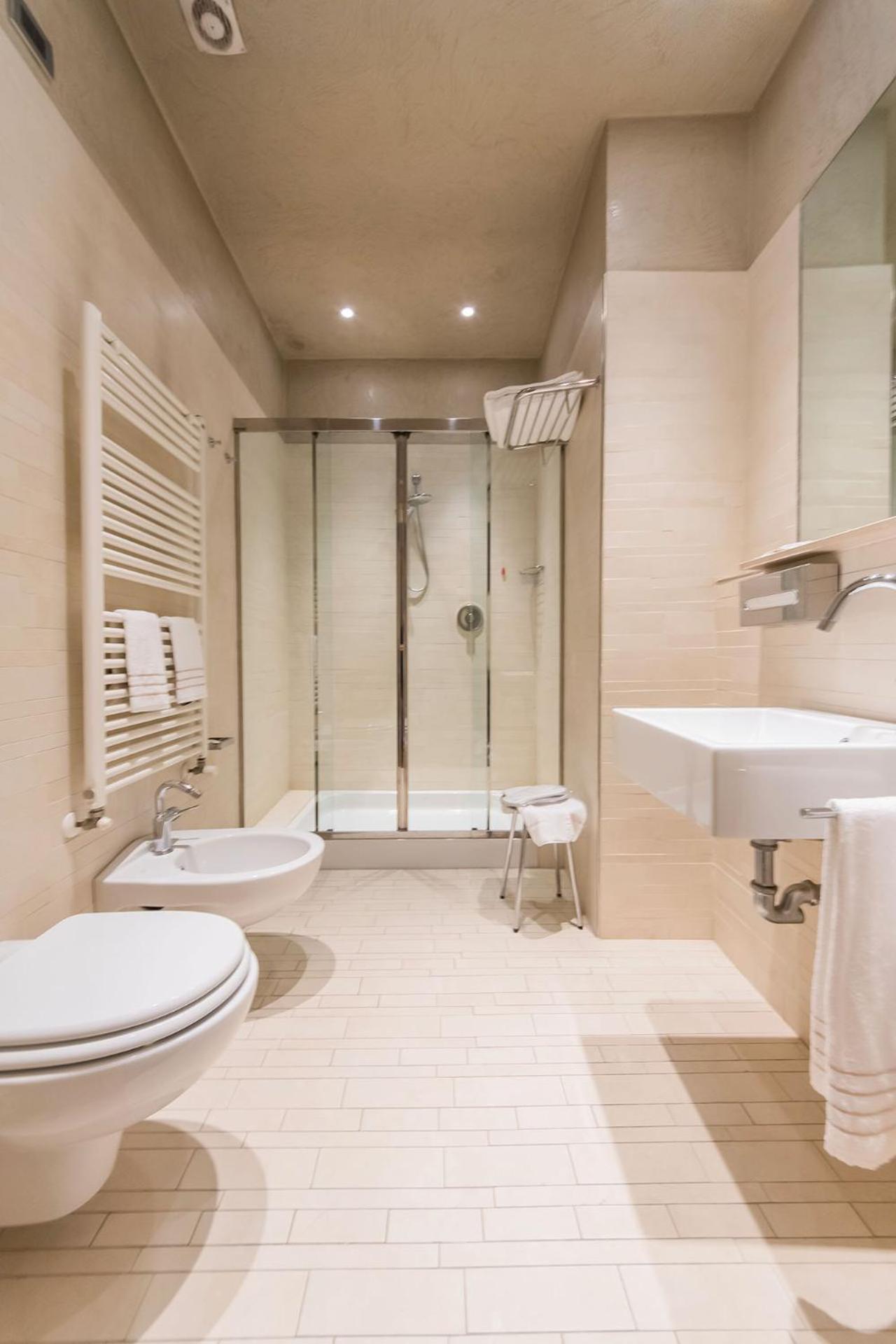 Century Hotel Parma Zewnętrze zdjęcie