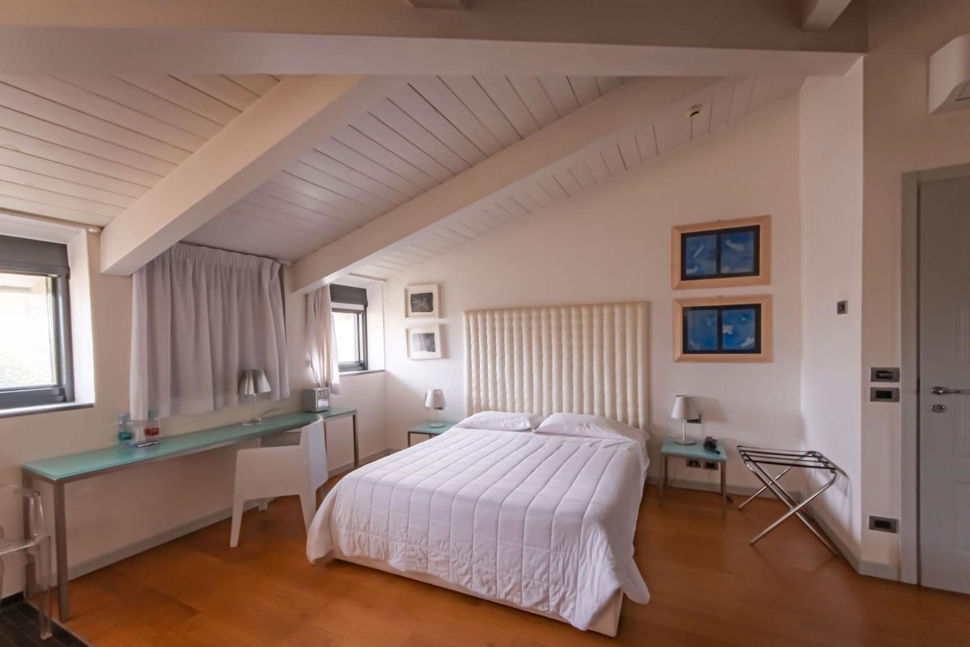 Century Hotel Parma Zewnętrze zdjęcie