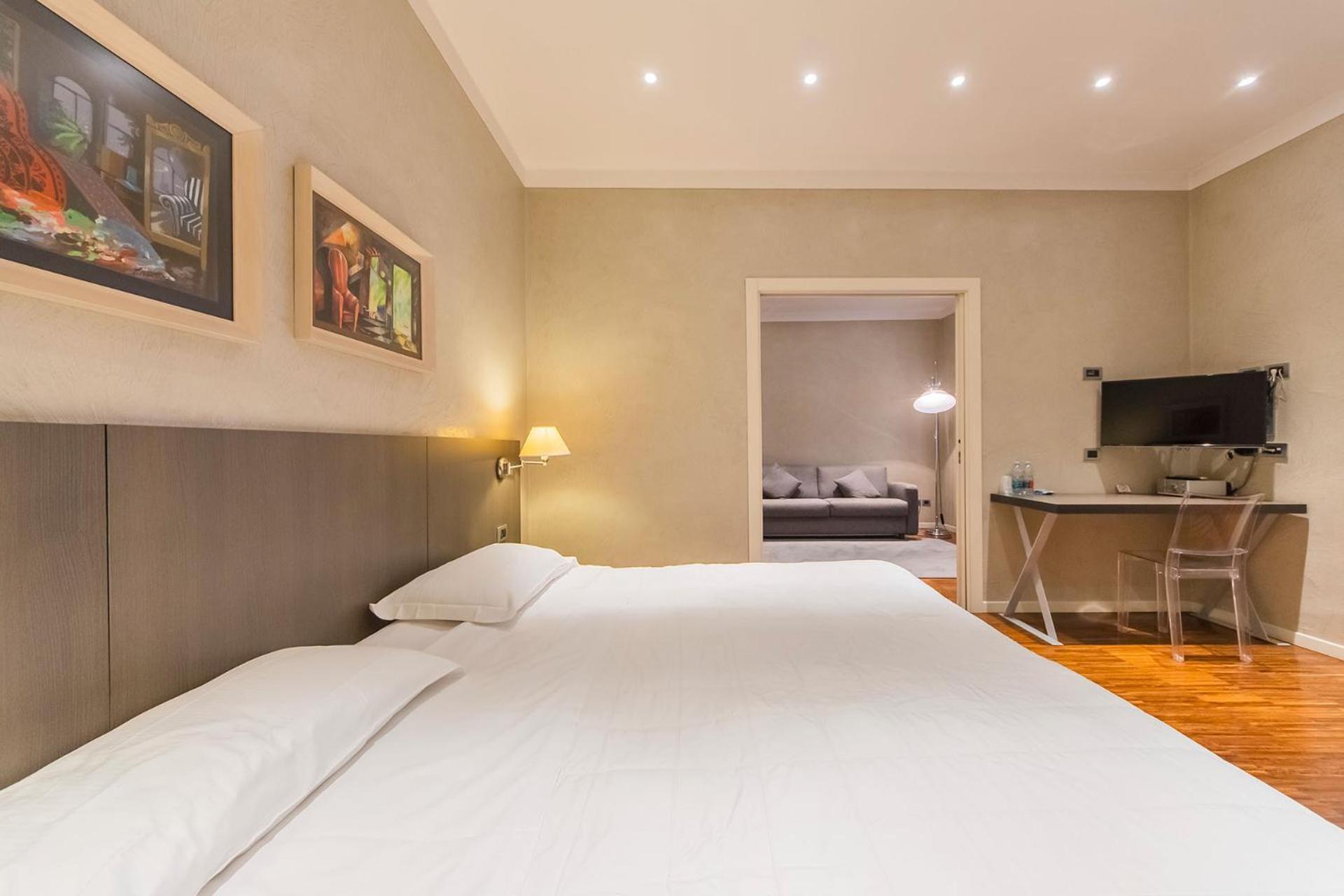 Century Hotel Parma Zewnętrze zdjęcie